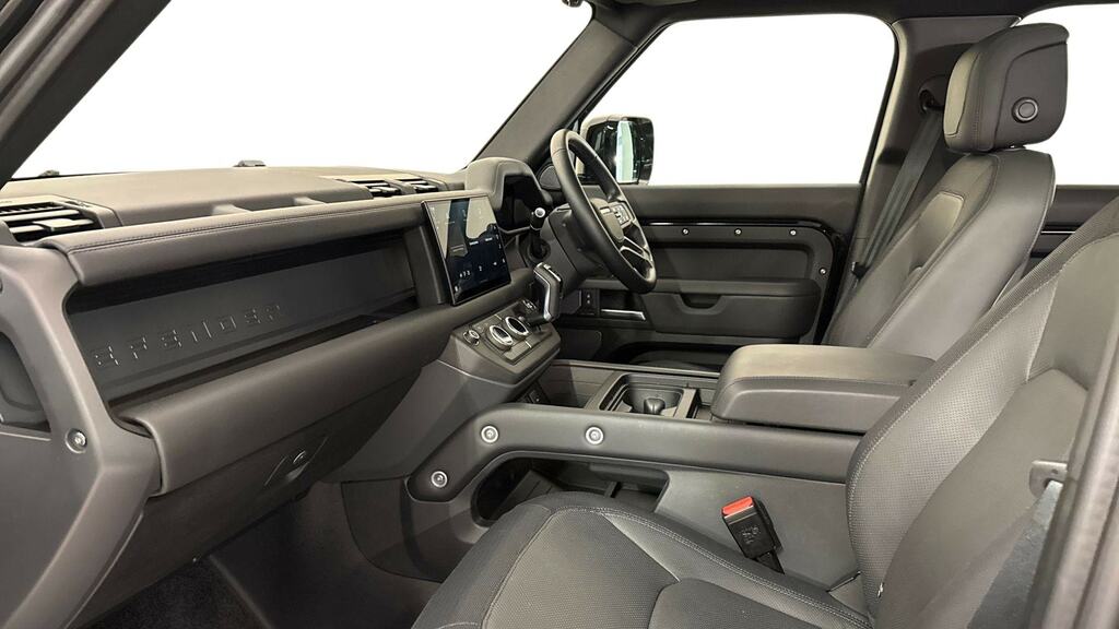 Land Rover Defender 110 3.0 D250 X-dynamic Hse 110 Black #3