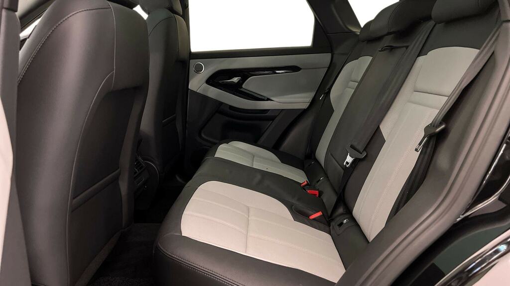 Land Rover Range Rover Evoque 1.5 P270e Edition LB75CGO Black #4