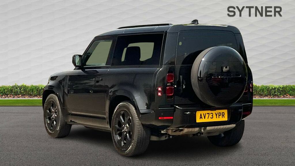 Land Rover Defender 90 3.0 D300 X-dynamic Hse 90 Black #2