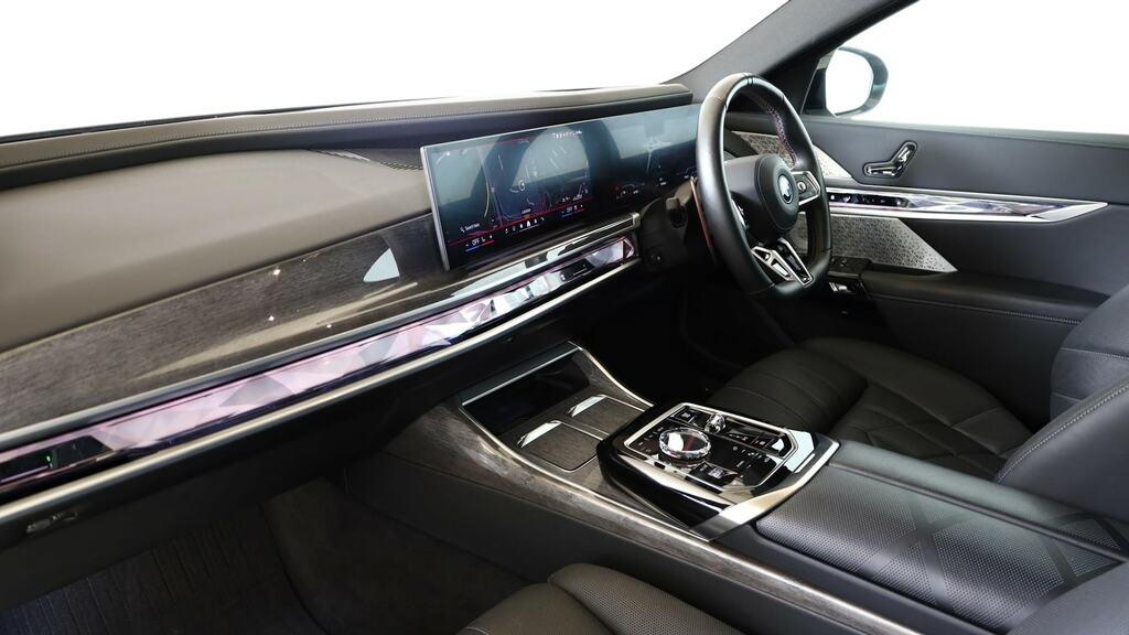 BMW 7 Series M760e Xdrive #7