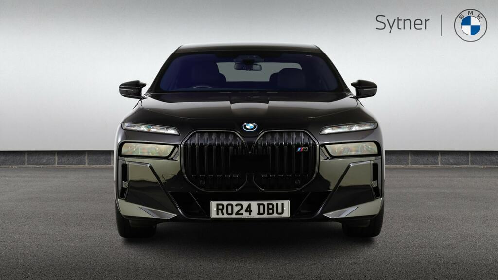 BMW 7 Series M760e Xdrive #16