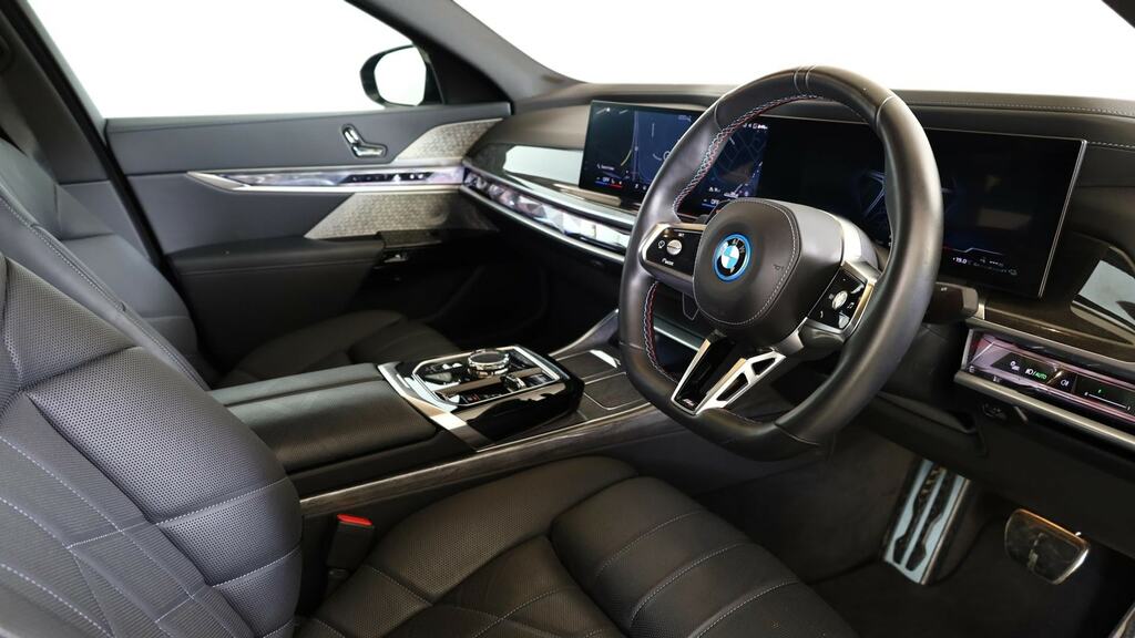 BMW 7 Series M760e Xdrive Ultimate Pack Black #6