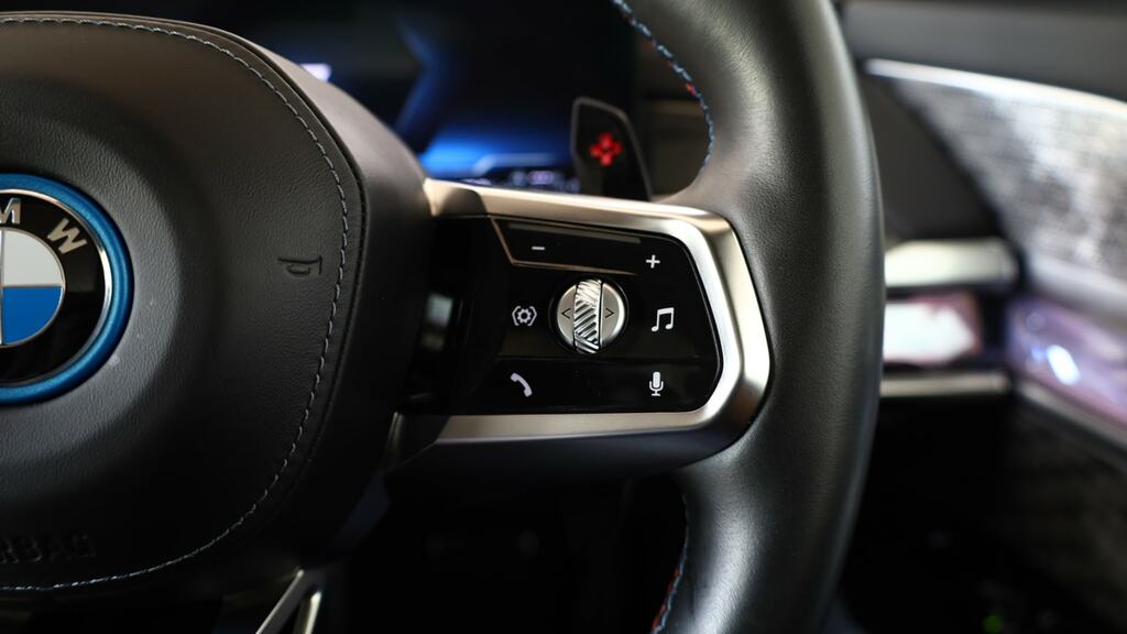 BMW 7 Series M760e Xdrive #18