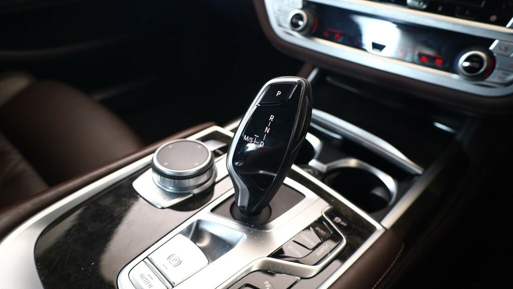 BMW 7 Series 730D 4dr Auto Grey #9