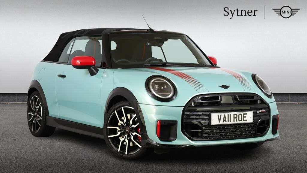 Mini Convertible 2.0 John Cooper Works Level 3 Green