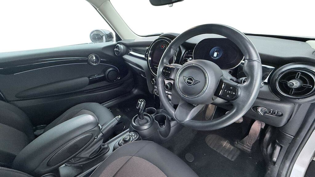 Mini Hatch 1.5 Cooper Classic Premium YV23XLZ Silver #6