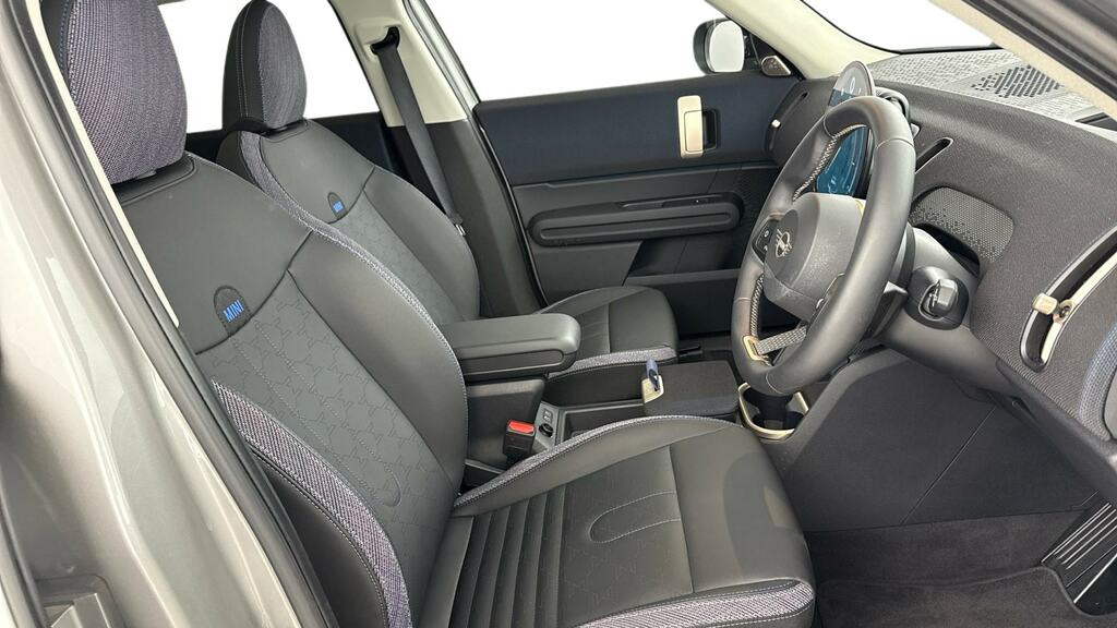 Mini Countryman U25 Mini C SL26DJJ White #11