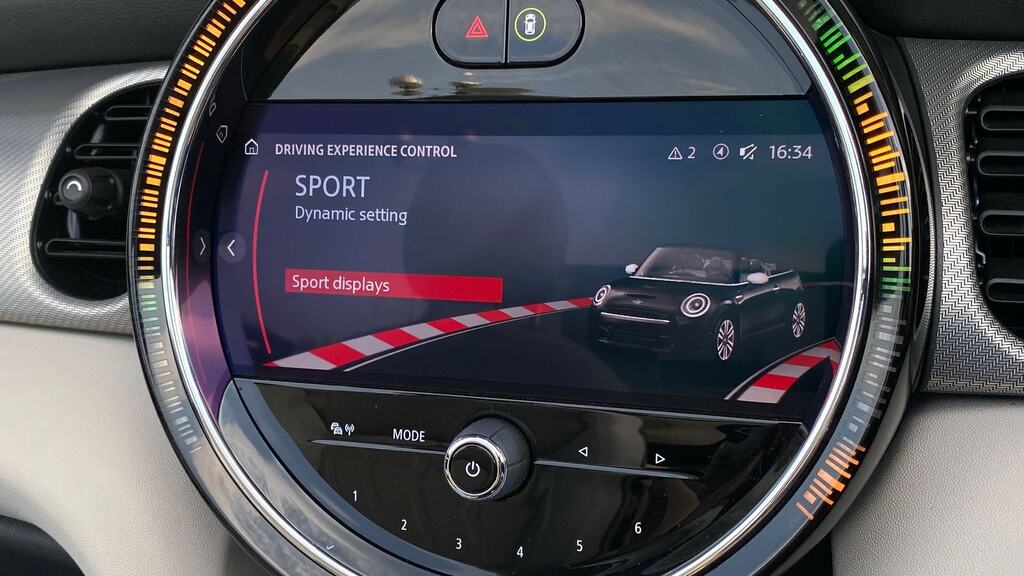 Mini Convertible 1.5 Cooper Sport Premium Silver #37