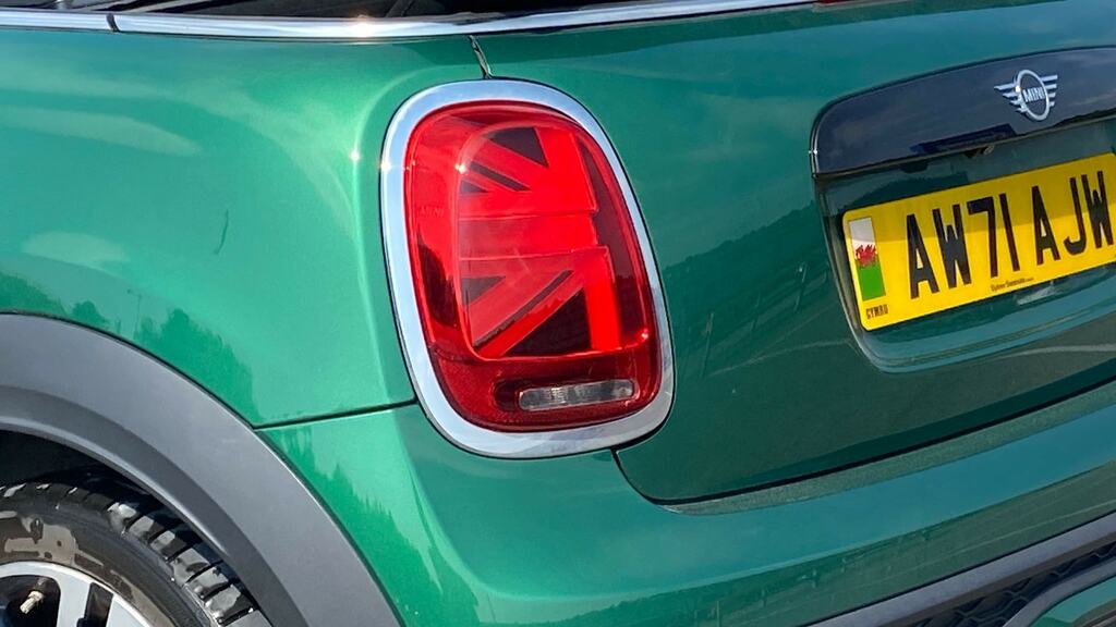 Mini Convertible 1.5 Cooper Sport Premium Silver #24