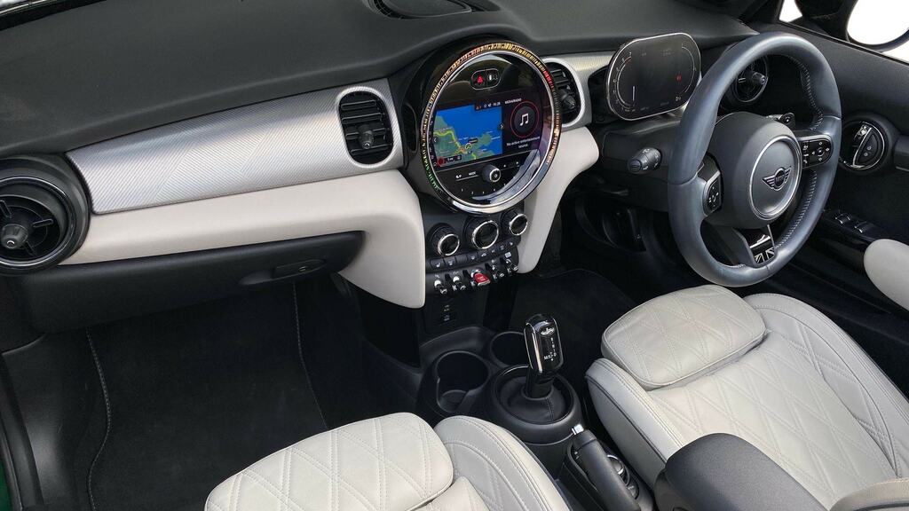 Mini Convertible 1.5 Cooper Sport Premium Silver #10