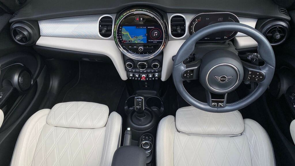 Mini Convertible 1.5 Cooper Sport Premium Silver #7