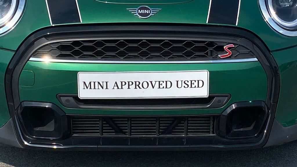 Mini Convertible 1.5 Cooper Sport Premium Silver #28