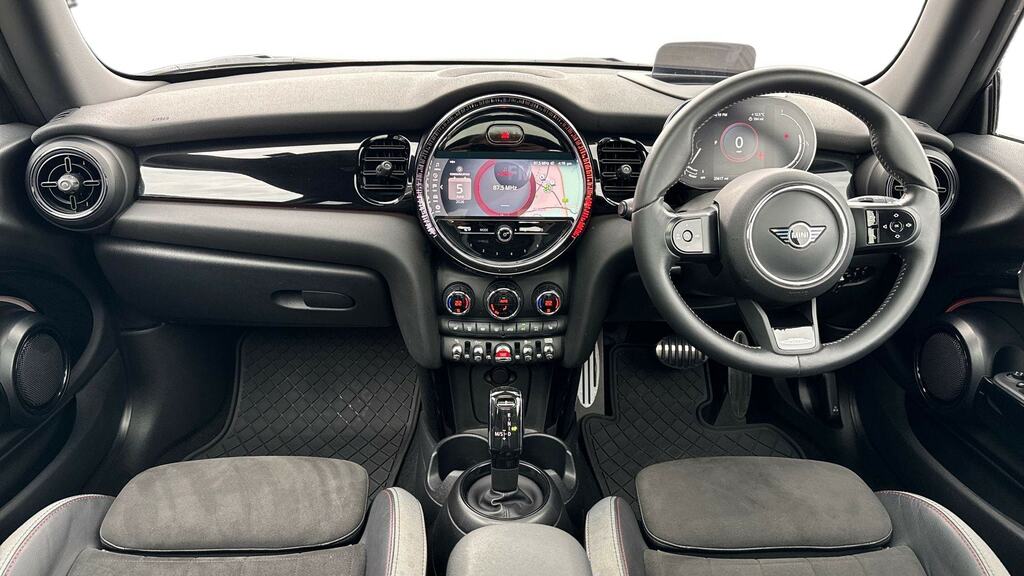 Mini Hatch 1.5 Cooper Sport Comfortnav Pack NG71GHV Silver #4