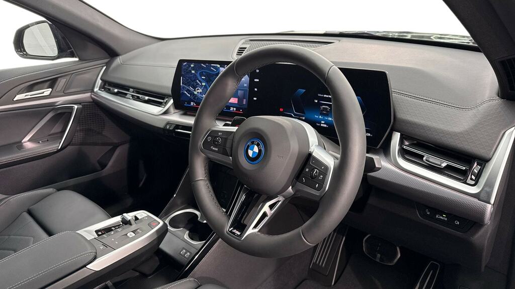 BMW iX2 230Kw Xdrive30 Shadow Ed 65Kwh Tech Black #6