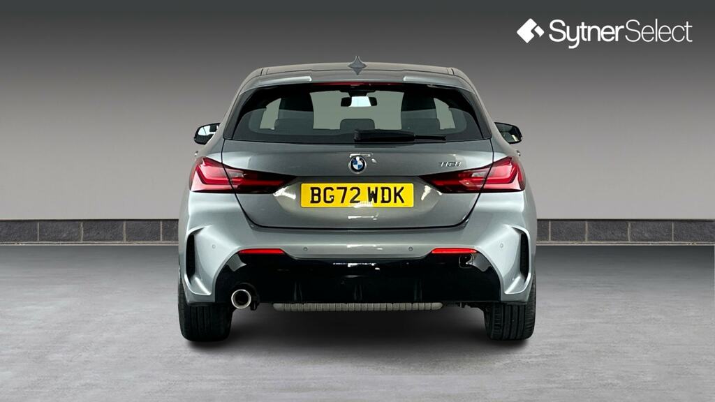 BMW 1 Series Hatchback Blue #5