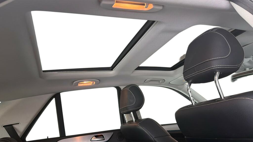 Mercedes-Benz GLE Class Td4 Se Tech White #27