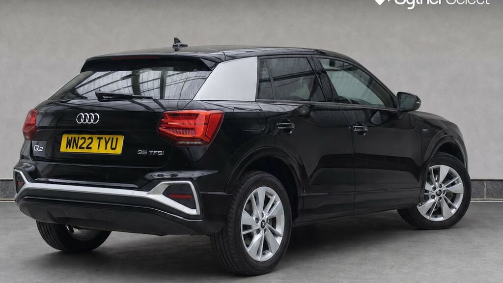 Audi Q2 35 Tfsi S Line S Tronic Black #4