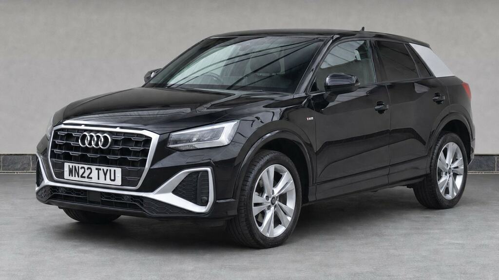 Audi Q2 35 Tfsi S Line S Tronic Black #2