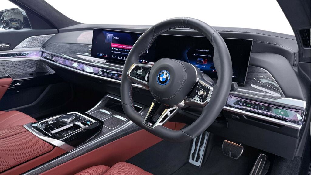 BMW i7 485Kw M70 Xdrive 105.7Kwh Ultimate Pack Black #6