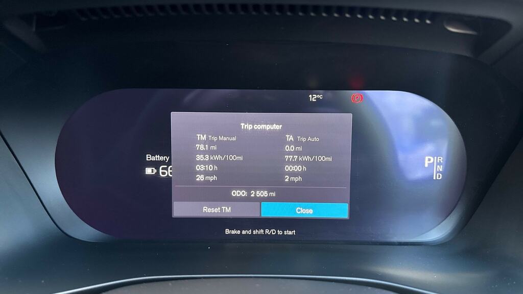 Volvo EX40 Ultra Blue #35