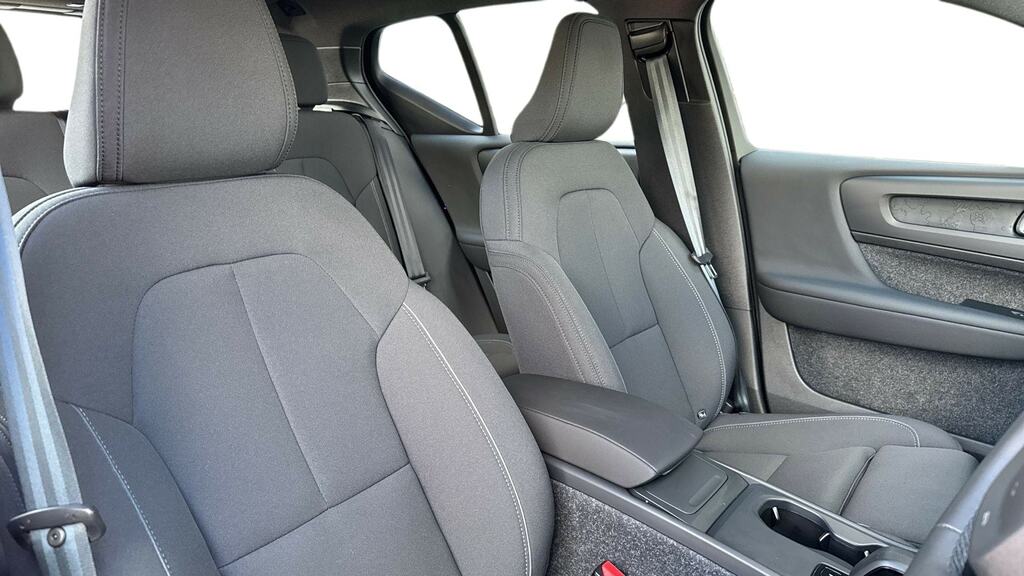 Volvo EX40 Ultra Blue #9