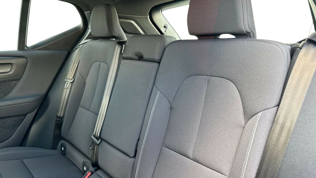 Volvo EX40 Ultra Blue #30