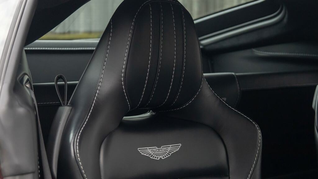 Aston Martin V8 Zf 8 Speed Red #5