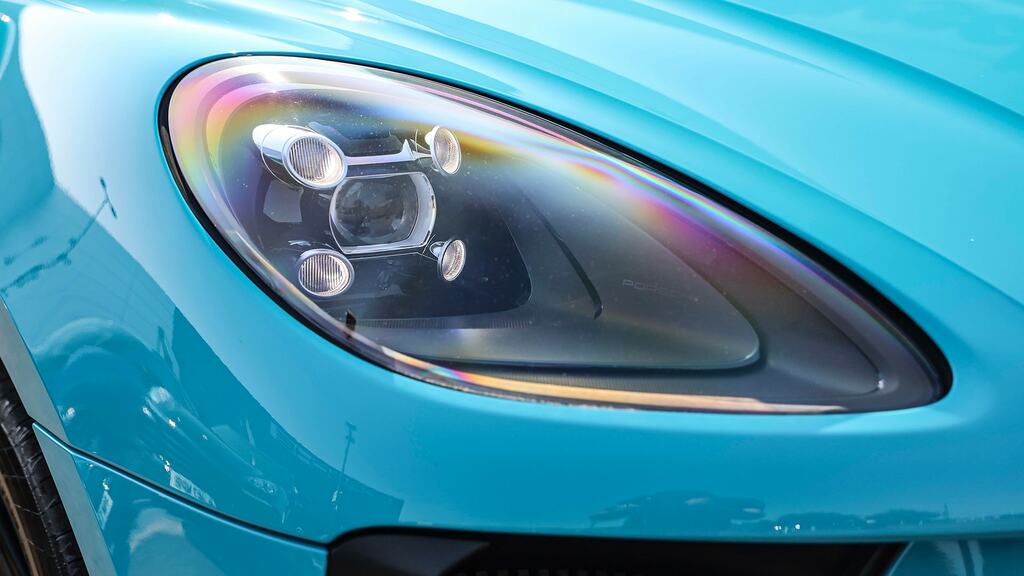 Porsche Macan Macan T Black #27