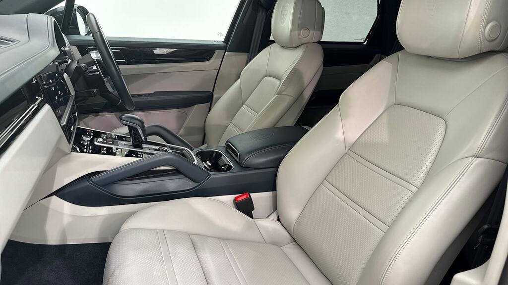 Porsche Cayenne E-hybrid Platinum Edition Tiptronic S Black #14