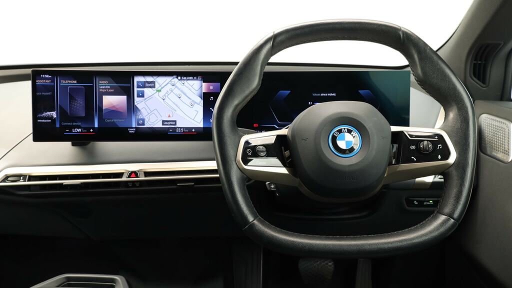 BMW iX 455Kw M60 111.5Kwh FE72WVV Red #5