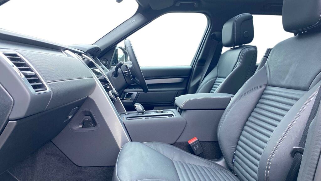 Land Rover Discovery 3.0 D350 Dynamic Se Grey #3