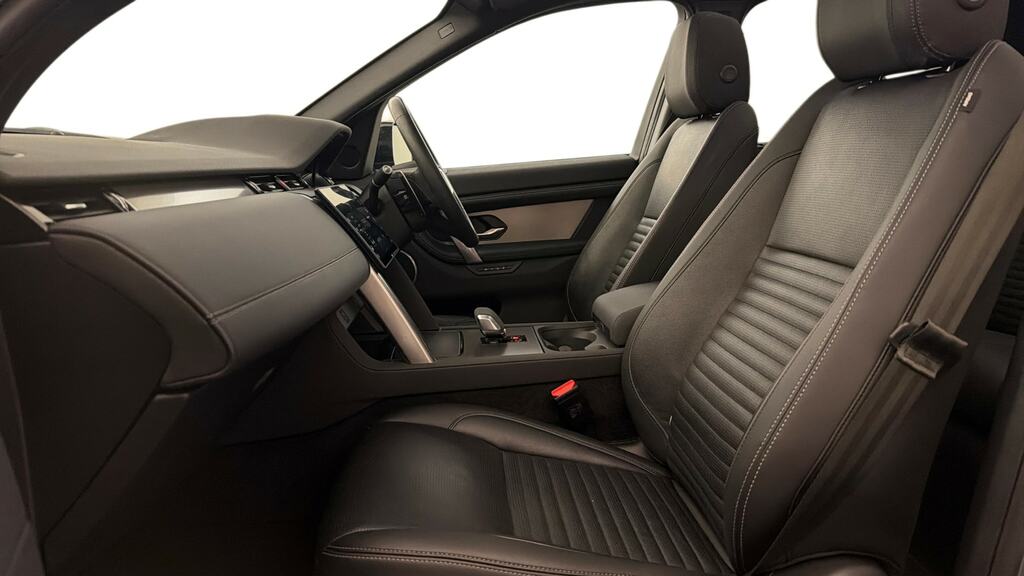 Land Rover Discovery Sport 1.5 P300e Dynamic Se 5 Seat YP73XJX Grey #3
