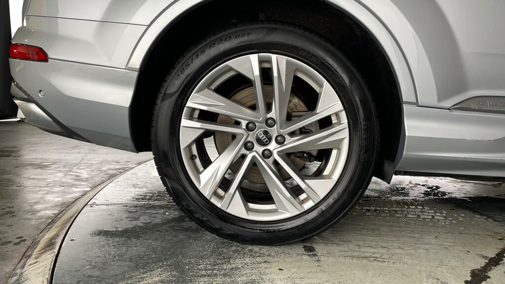 Audi Q7 55 Tfsi Quattro Black Edition Tiptronic Tech Black #25