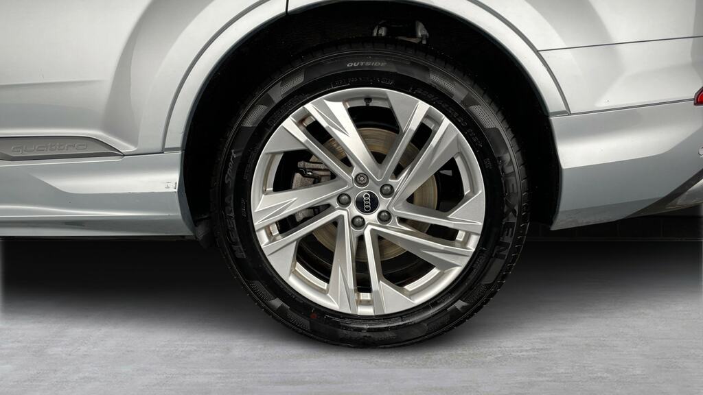 Audi Q7 55 Tfsi Quattro Black Edition Tiptronic Tech Black #26