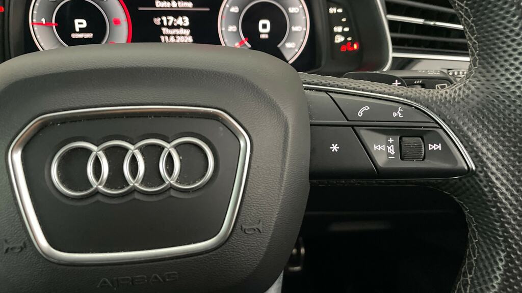 Audi Q7 55 Tfsi Quattro Black Edition Tiptronic Tech Black #18