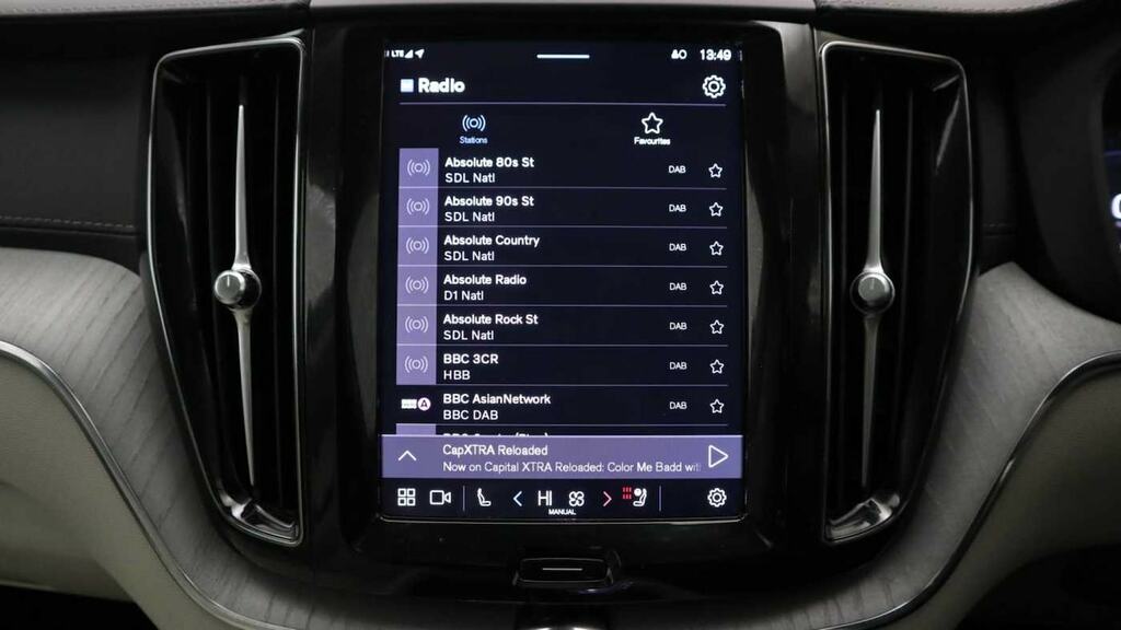 Volvo XC60 Suv #22