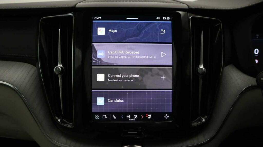 Volvo XC60 Suv #21