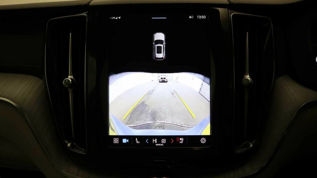 Volvo XC60 Suv #25