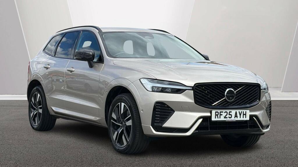 Volvo XC60 2.0 B5p Plus Dark Awd Geartronic RF25AYH Black