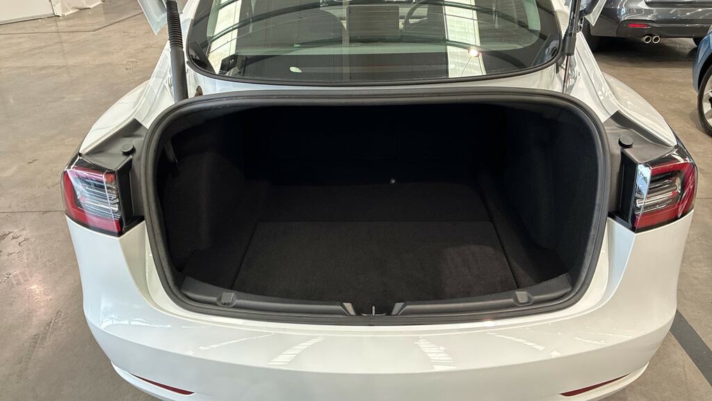 Tesla Model 3 Dual Motor Long Range Saloon 4 Grey #22