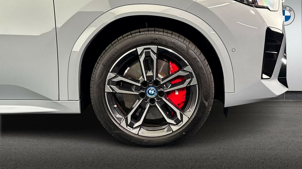 BMW iX2 150Kw Edrive20 Shadow Edition 65Kwh Grey #14