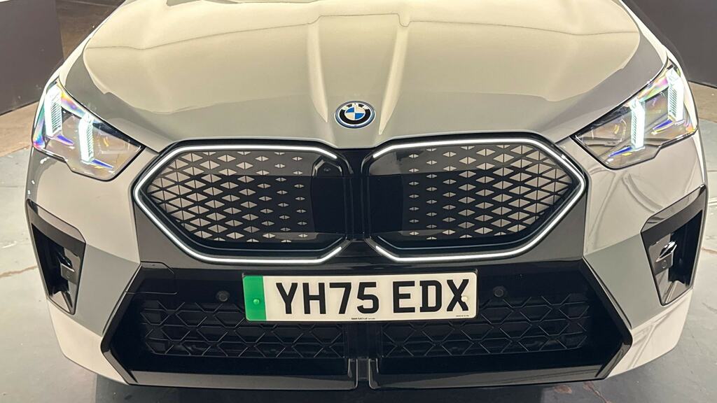 BMW iX2 150Kw Edrive20 Shadow Edition 65Kwh Grey #28