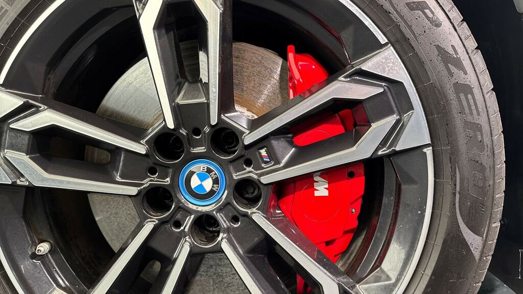 BMW iX2 150Kw Edrive20 Shadow Edition 65Kwh Grey #25
