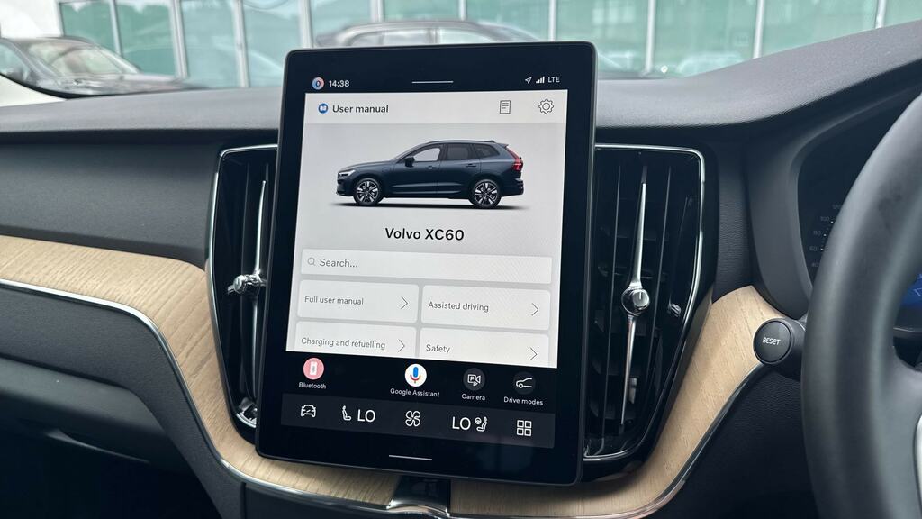 Volvo XC60 Plus Black Edition Black #47