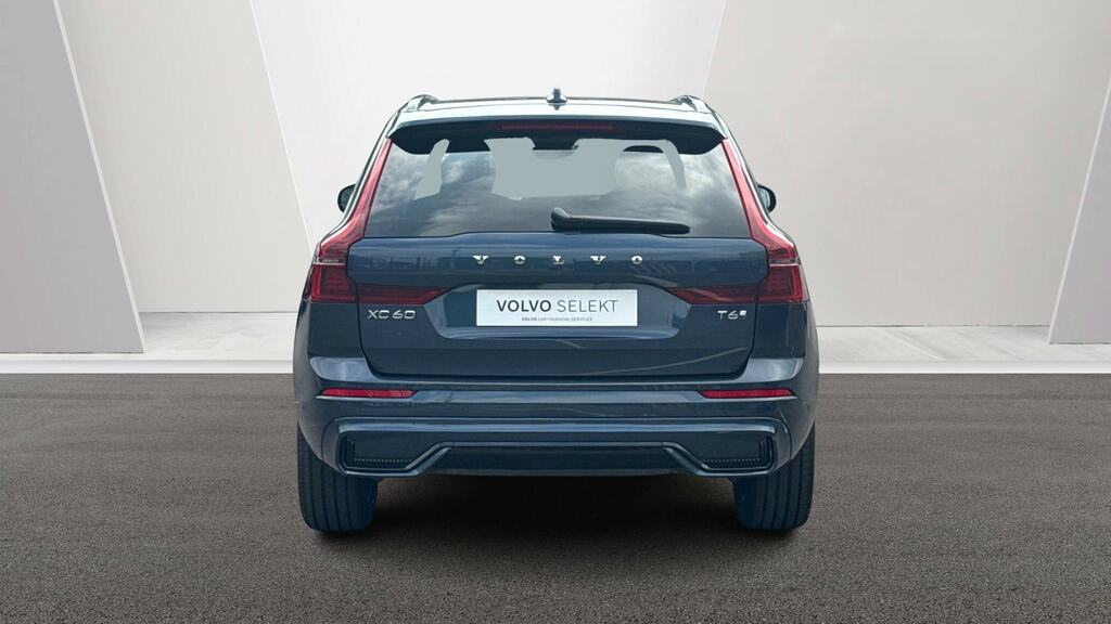 Volvo XC60 Plus Black Edition Black #13