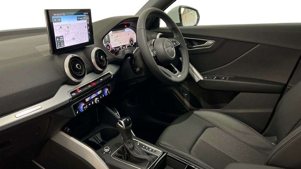 Audi Q2 35 Tfsi S Line S Tronic Tech Pro White #2
