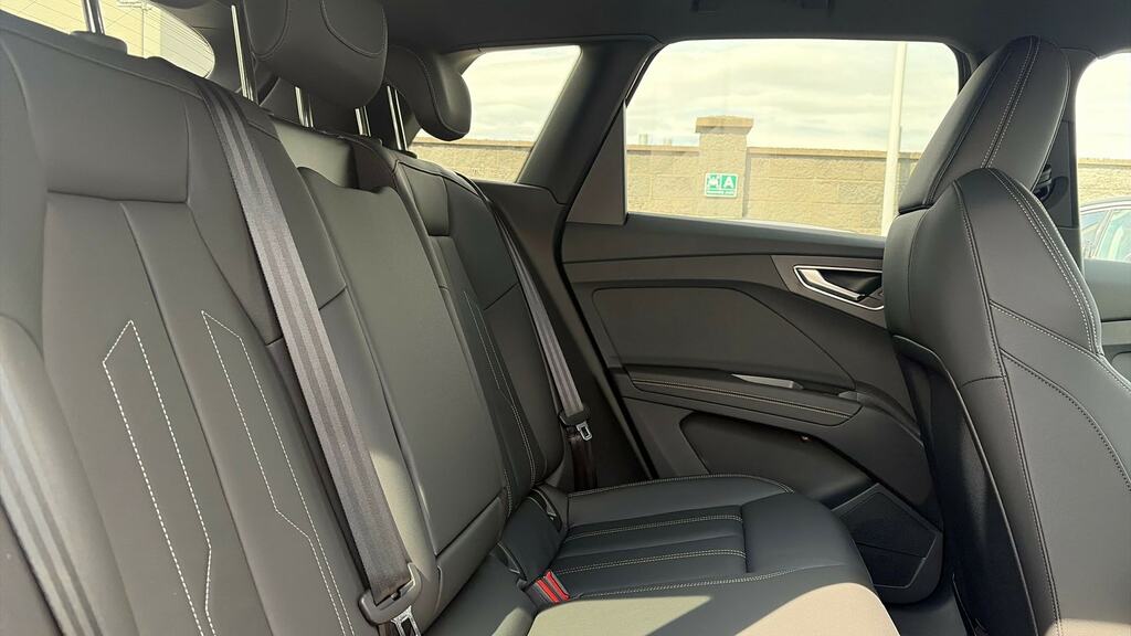 Audi Q4 E Tron Q4 S Line 45 E-tron 210,00 Kw Grey #16