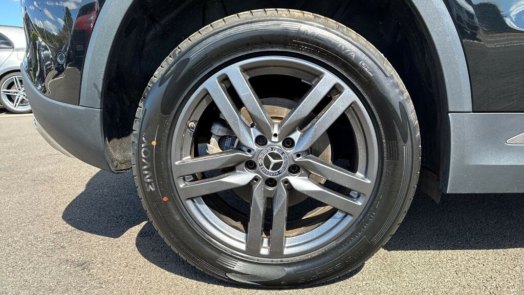 Mercedes-Benz GLA Class Gla 180 Sport Edition KN25PVY Black #4