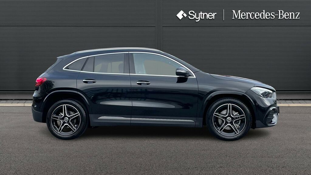 Mercedes-Benz GLA Class Gla 200 Amg Line Executive Black #4