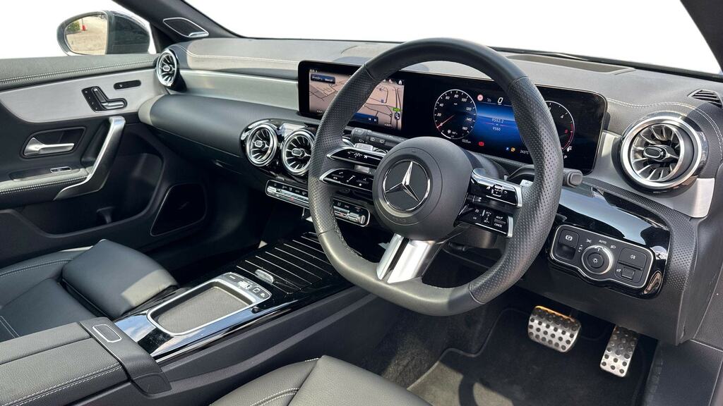 Mercedes-Benz CLA Class Cla 220D Amg Line Premium Plus Tip KW25FFE Black #3